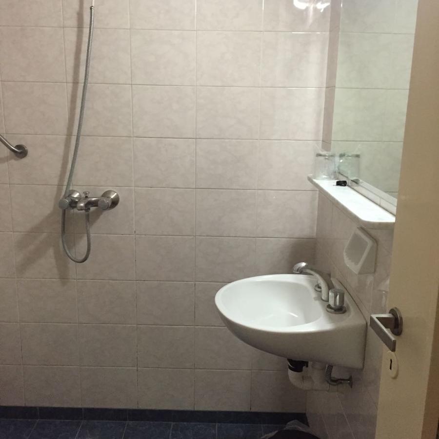 خنيرال آلفيار Hotel Buenos Aires المظهر الخارجي الصورة