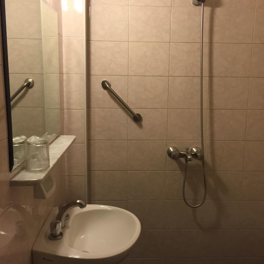خنيرال آلفيار Hotel Buenos Aires المظهر الخارجي الصورة